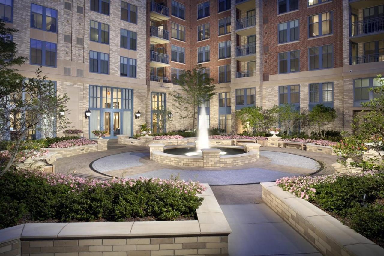 Splendid 2 Bedroom Condo At Pentagon City 阿林顿 外观 照片
