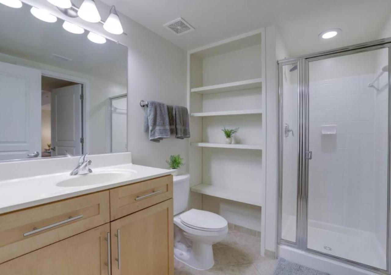 Splendid 2 Bedroom Condo At Pentagon City 阿林顿 外观 照片