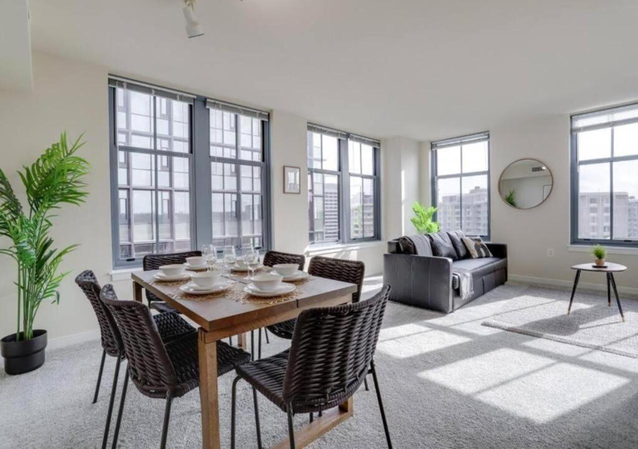 Splendid 2 Bedroom Condo At Pentagon City 阿林顿 外观 照片