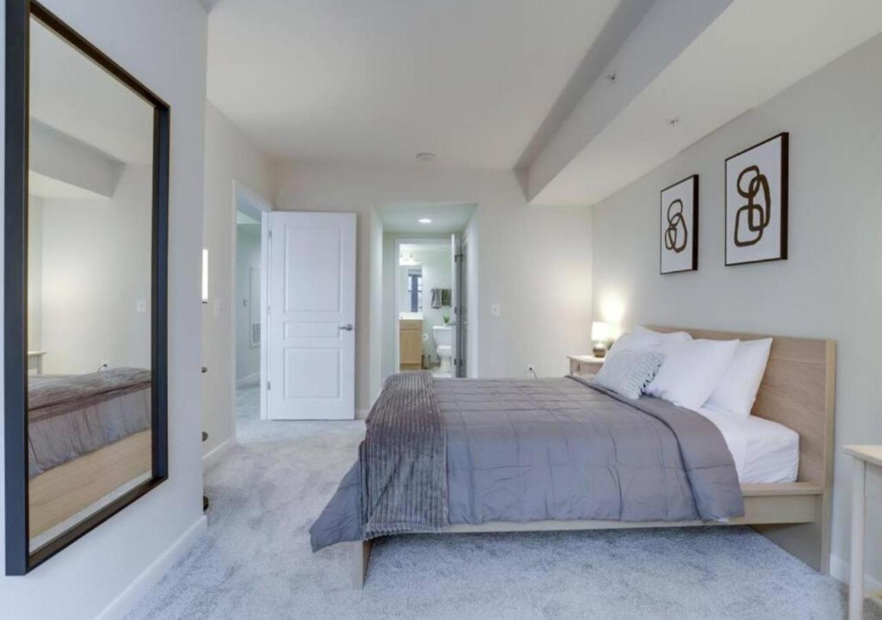 Splendid 2 Bedroom Condo At Pentagon City 阿林顿 外观 照片