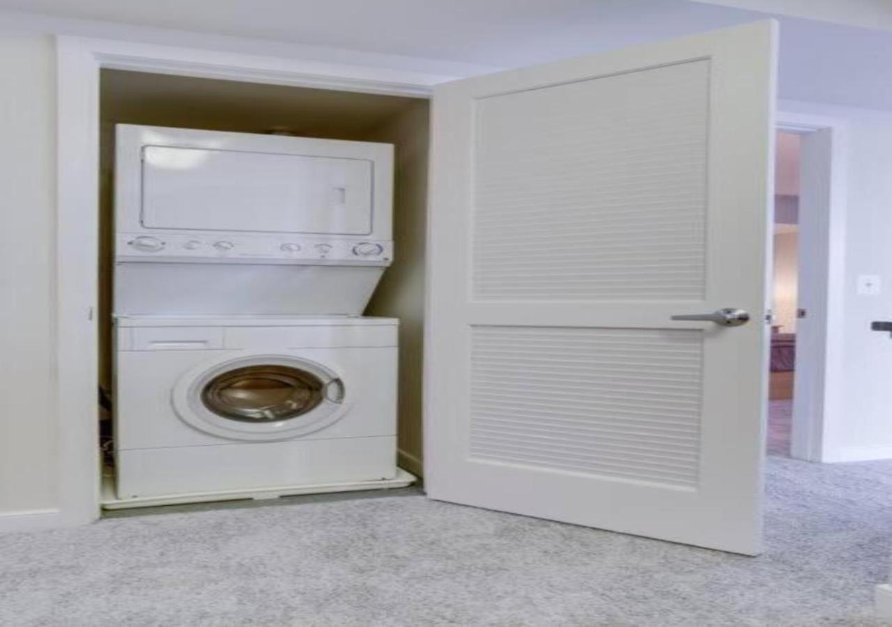 Splendid 2 Bedroom Condo At Pentagon City 阿林顿 外观 照片